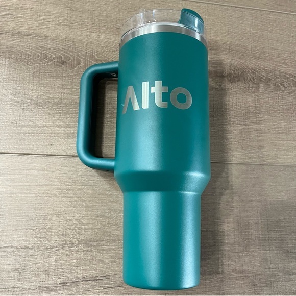 Stanley Quencher 2.0 40oz Flowstate Green Pine Tumbler Straw 11 Hour Cold Hot‎ - Picture 2 of 16